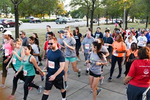 Hundreds of lawyer, judges and other members of Chicago’s legal communities took to the streets for the 23rd annual Race Judicata 5K Run/Walk benefiting the Chicago Volunteer Legal Services Foundation. For photos and results of the 2017 race, visit cvls.org/judicata. 